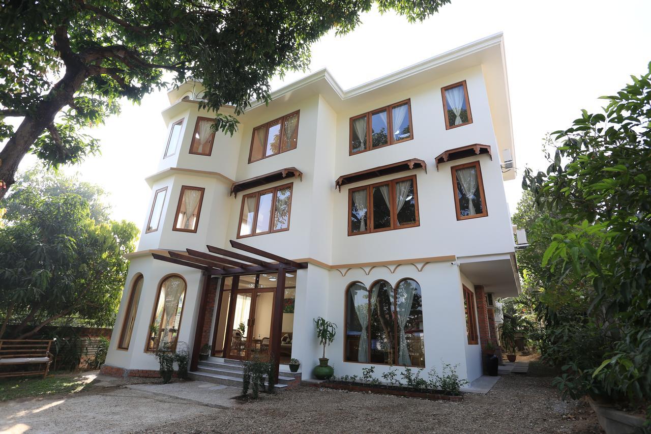 Mango Hill Inn Γιανγκόν Εξωτερικό φωτογραφία