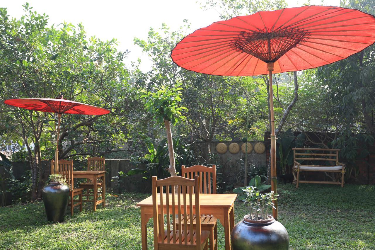 Mango Hill Inn Γιανγκόν Εξωτερικό φωτογραφία