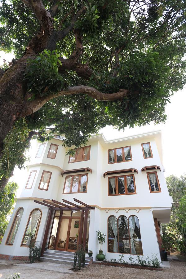 Mango Hill Inn Γιανγκόν Εξωτερικό φωτογραφία