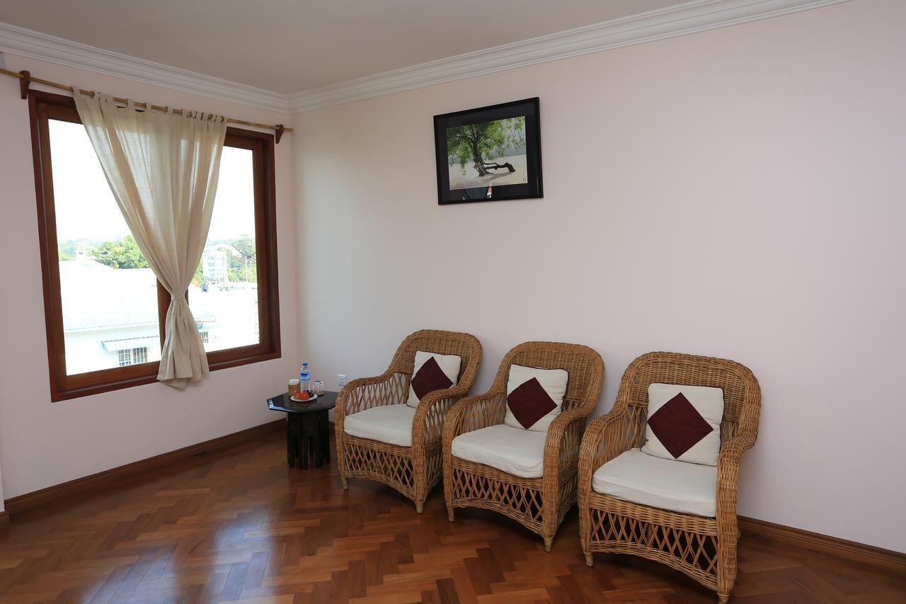 Mango Hill Inn Γιανγκόν Εξωτερικό φωτογραφία