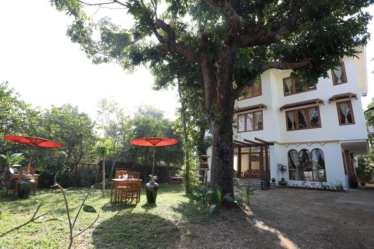 Mango Hill Inn Γιανγκόν Εξωτερικό φωτογραφία