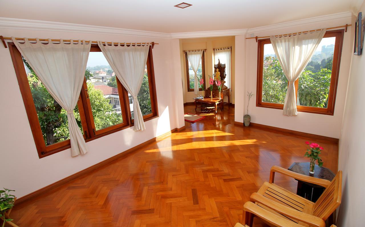 Mango Hill Inn Γιανγκόν Εξωτερικό φωτογραφία