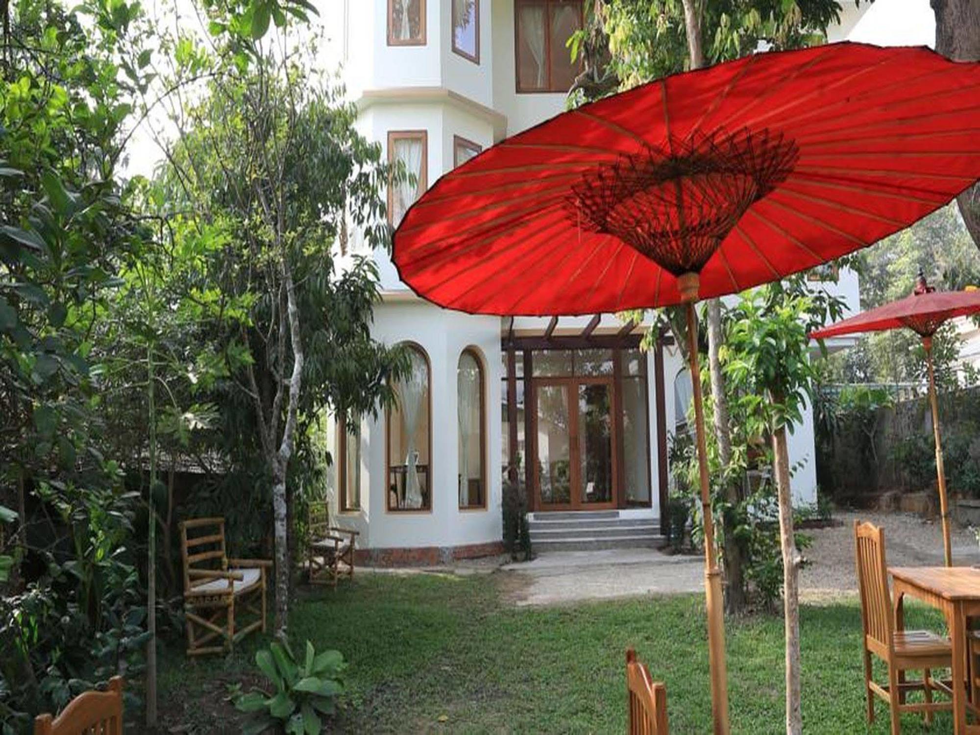 Mango Hill Inn Γιανγκόν Εξωτερικό φωτογραφία