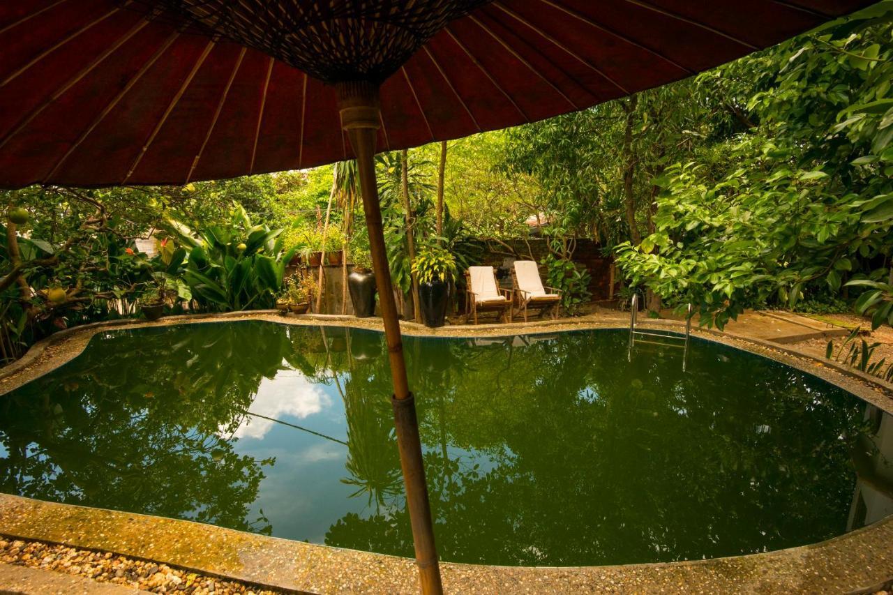 Mango Hill Inn Γιανγκόν Εξωτερικό φωτογραφία